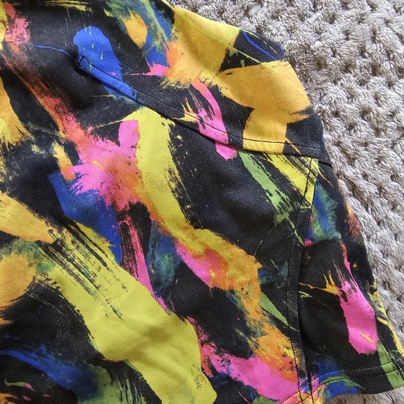 Lululemon Invigorate Training Tank Top Size 4 Undertone Black Multi - Picture 8 of 9